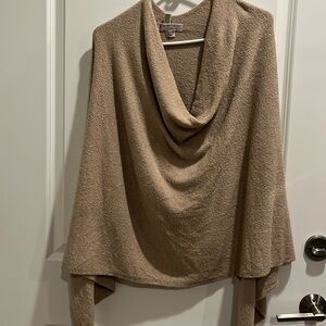 Barefoot dreams shrug